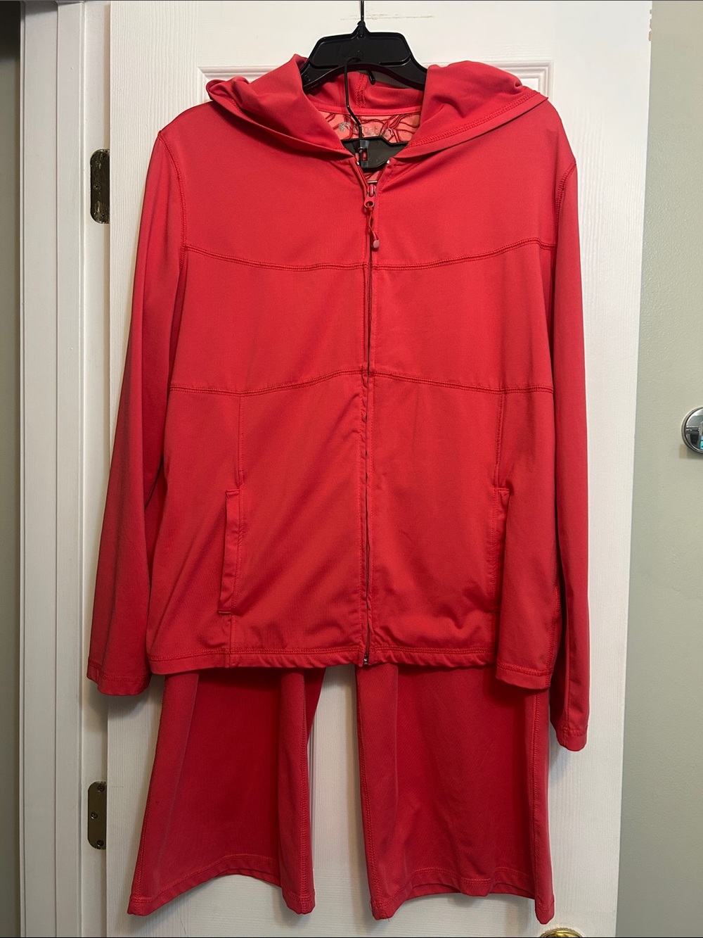 New York & Company inmotion Coral-Red Hooded Zip Jacket & wide leg crop pants